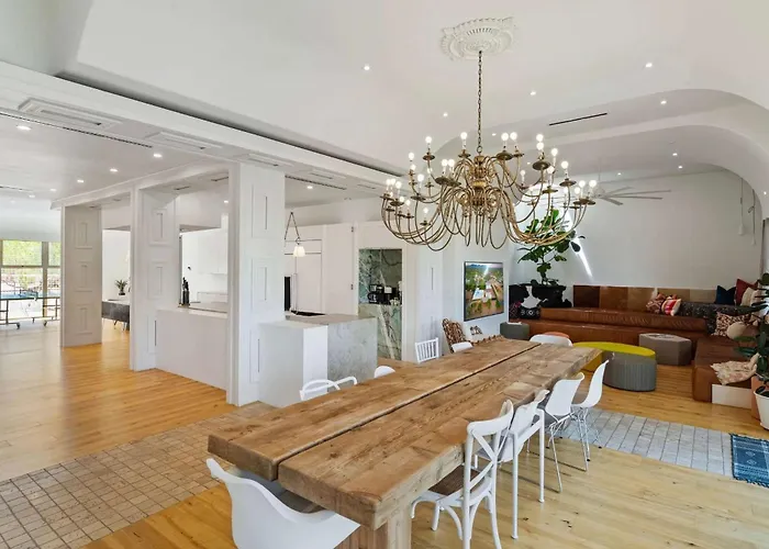 The Manor At Worth The Wait Ranch Holiday home *